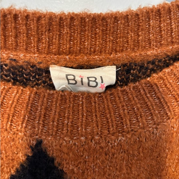 Aztec Print Sweater - Picture 5 of 7